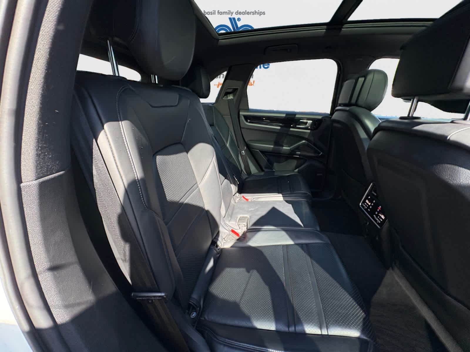 Used 2019 White Porsche  image 20