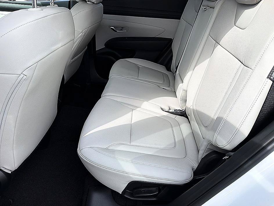 New 2026 Serenity White Pearl Hyundai SEL Plus FWD image 7