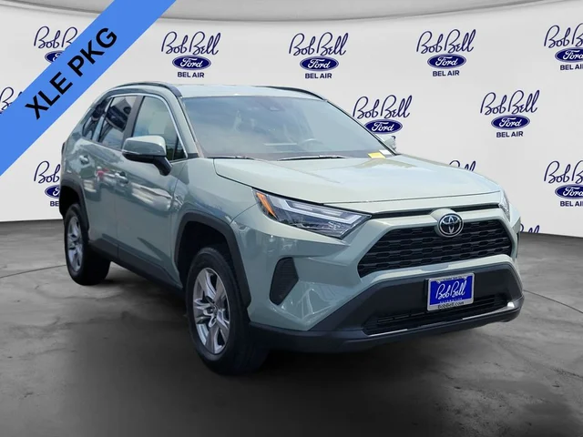 2023 Toyota RAV4 XLE