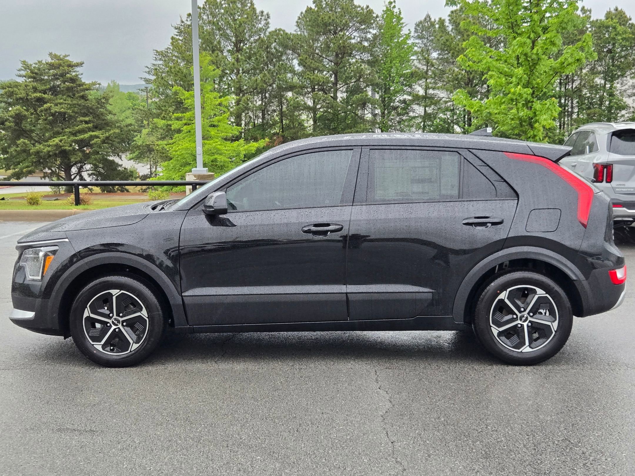 New 2026 Aurora Black Pearl Kia LX image 4