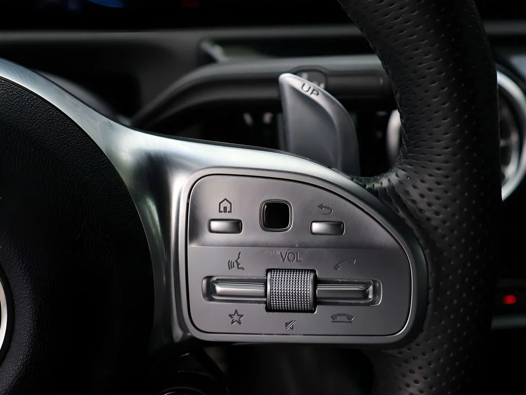 Used 2020 Polar White Mercedes-Benz Base image 35