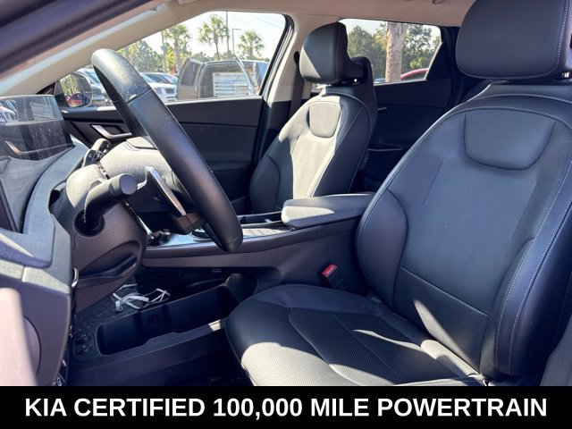 Used 2023 Gray Kia Wind image 10