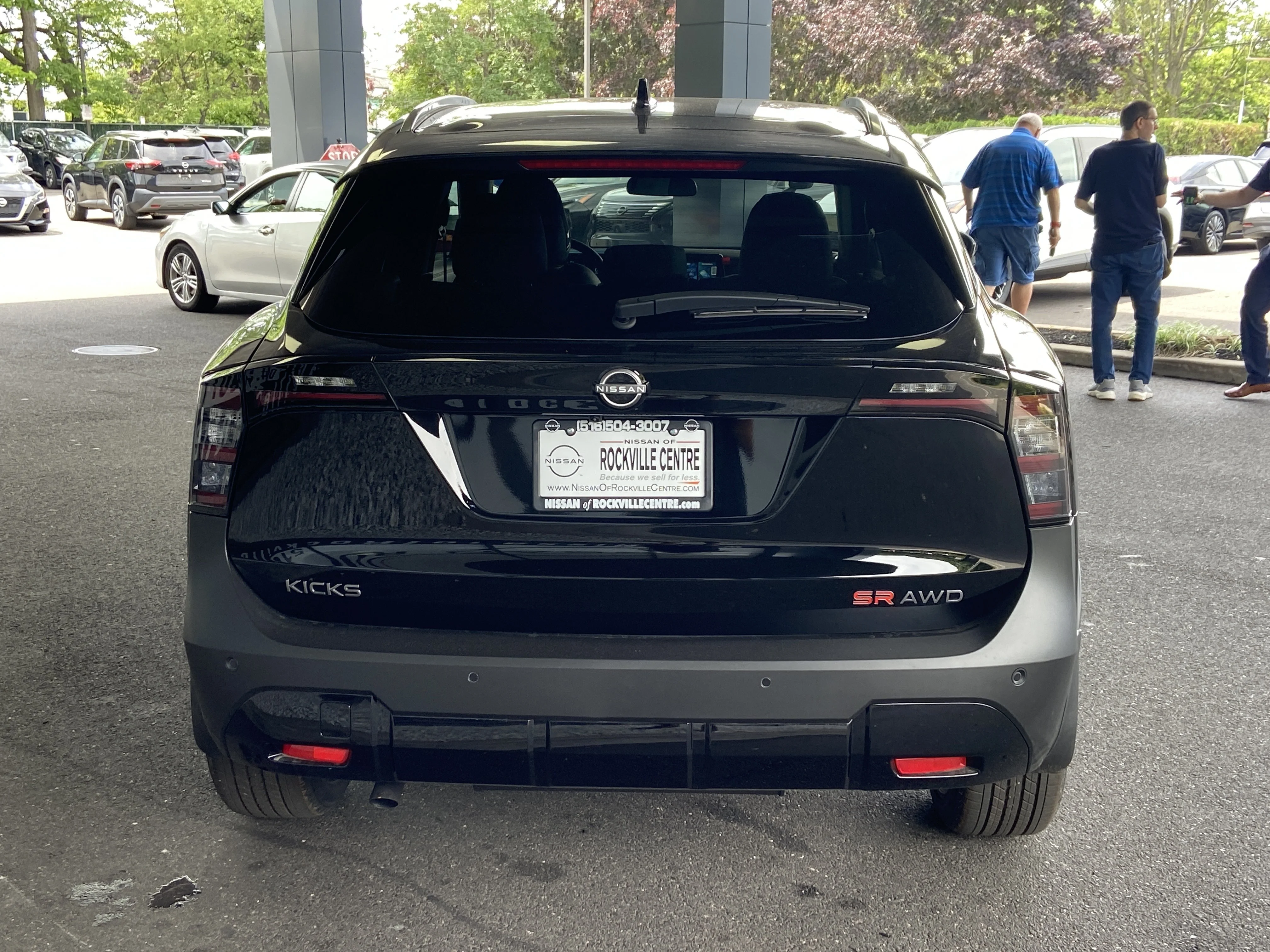 New 2026 Super Black Nissan SR image 7