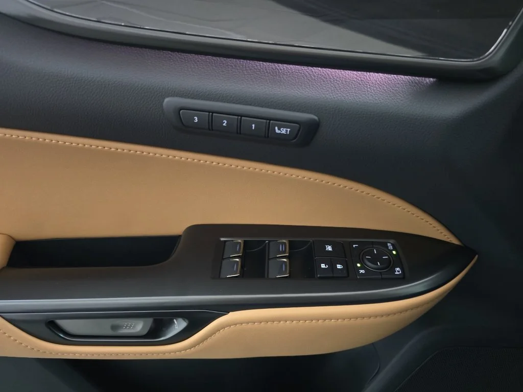 Used 2025 CAVIAR Lexus 350 Premium image 29