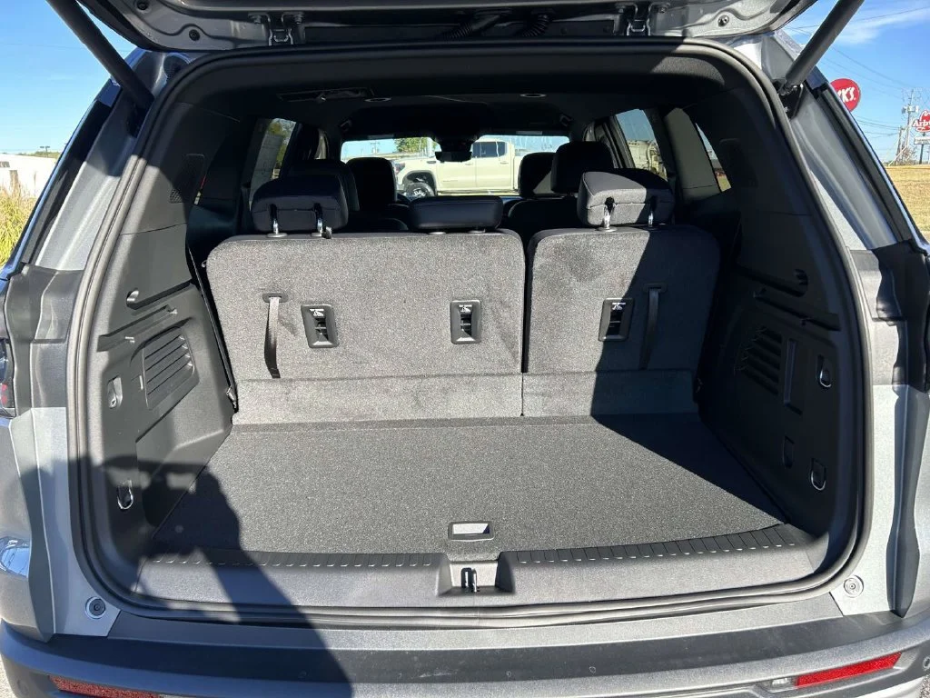New 2027 Sterling Metallic GMC Elevation image 11