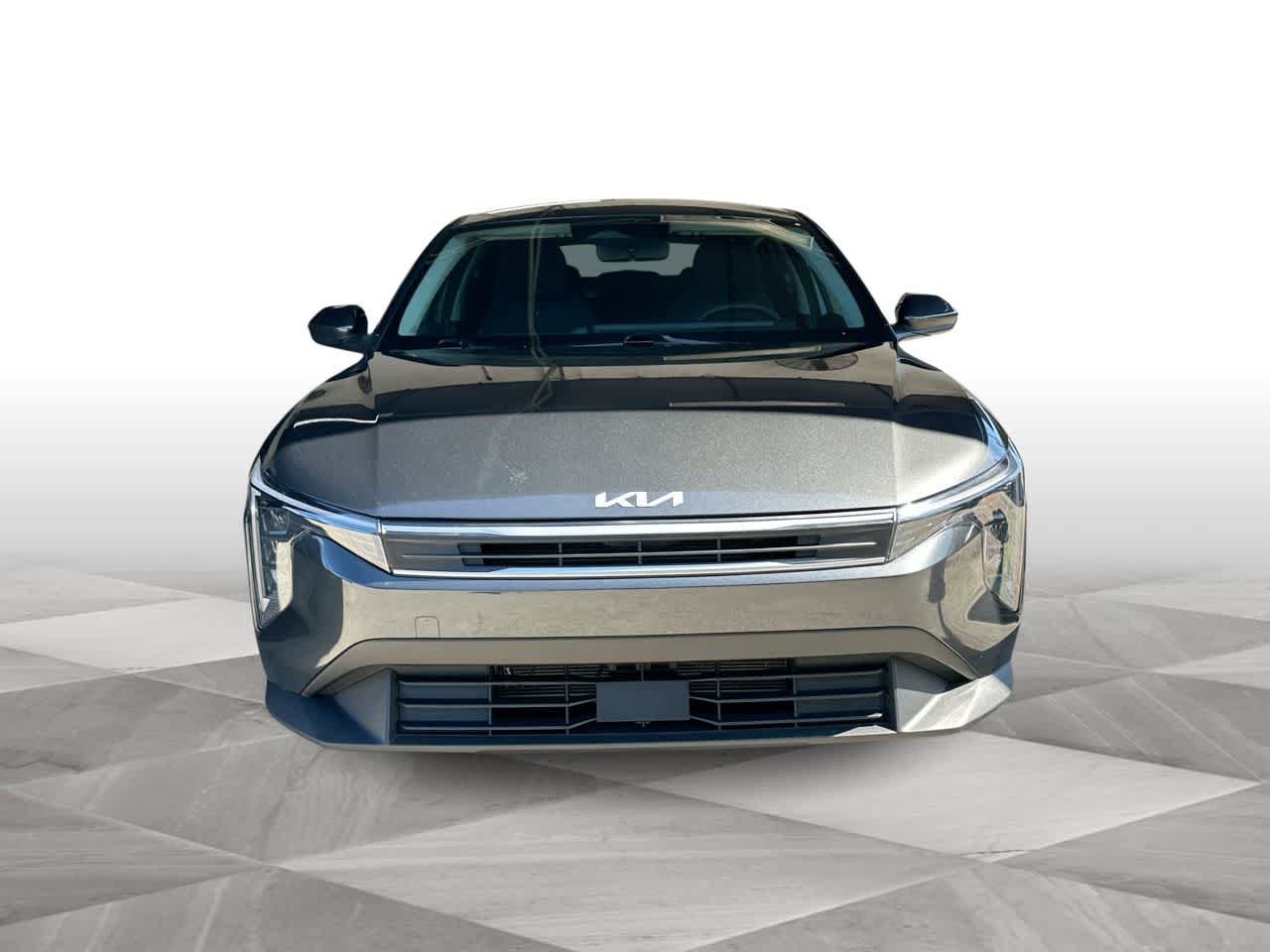 Used 2025 Interstellar Gray Kia LXS image 3