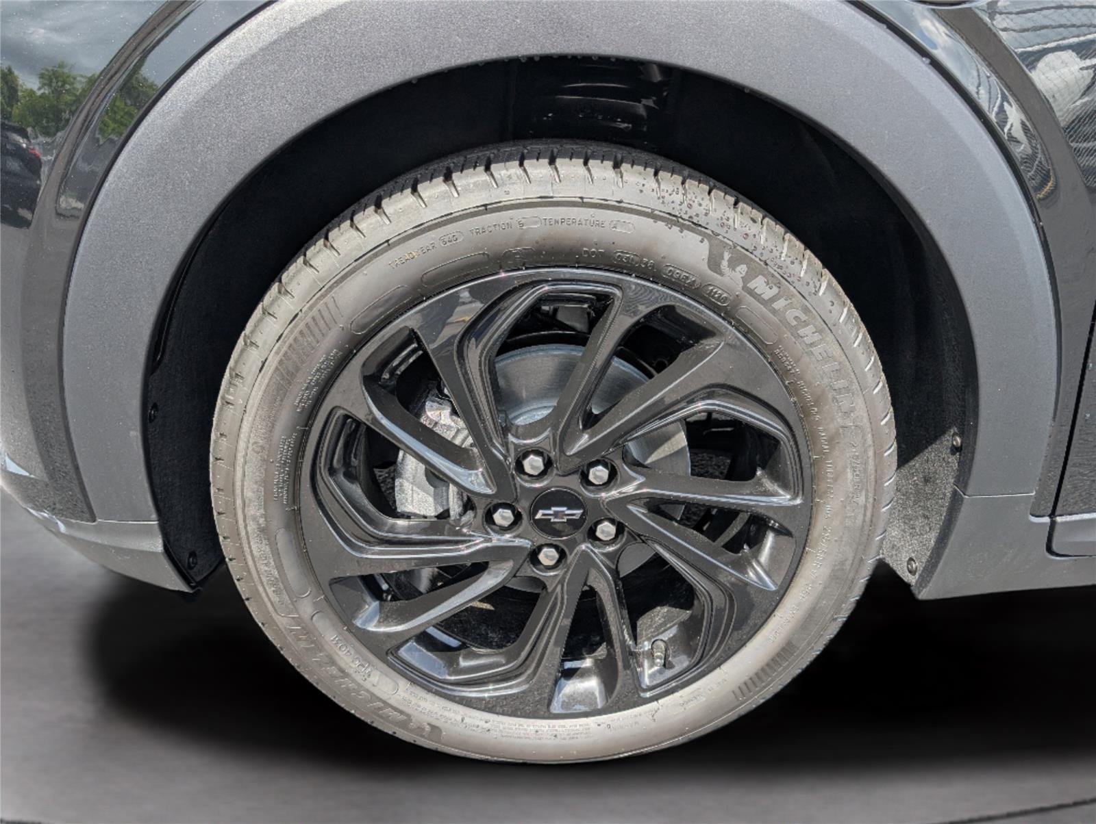 New 2027 Mosaic Black Metallic Chevrolet RS image 11