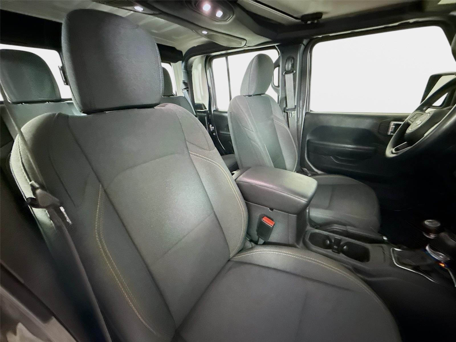 Used 2024 Granite Crystal Metallic Clearcoat Jeep Sport image 26