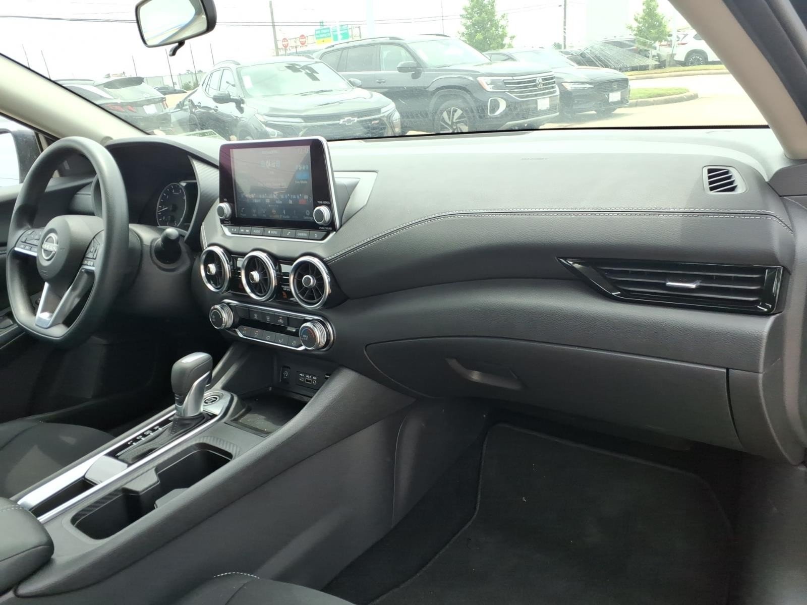 2025 Nissan Sentra SV Black at Robbins Nissan