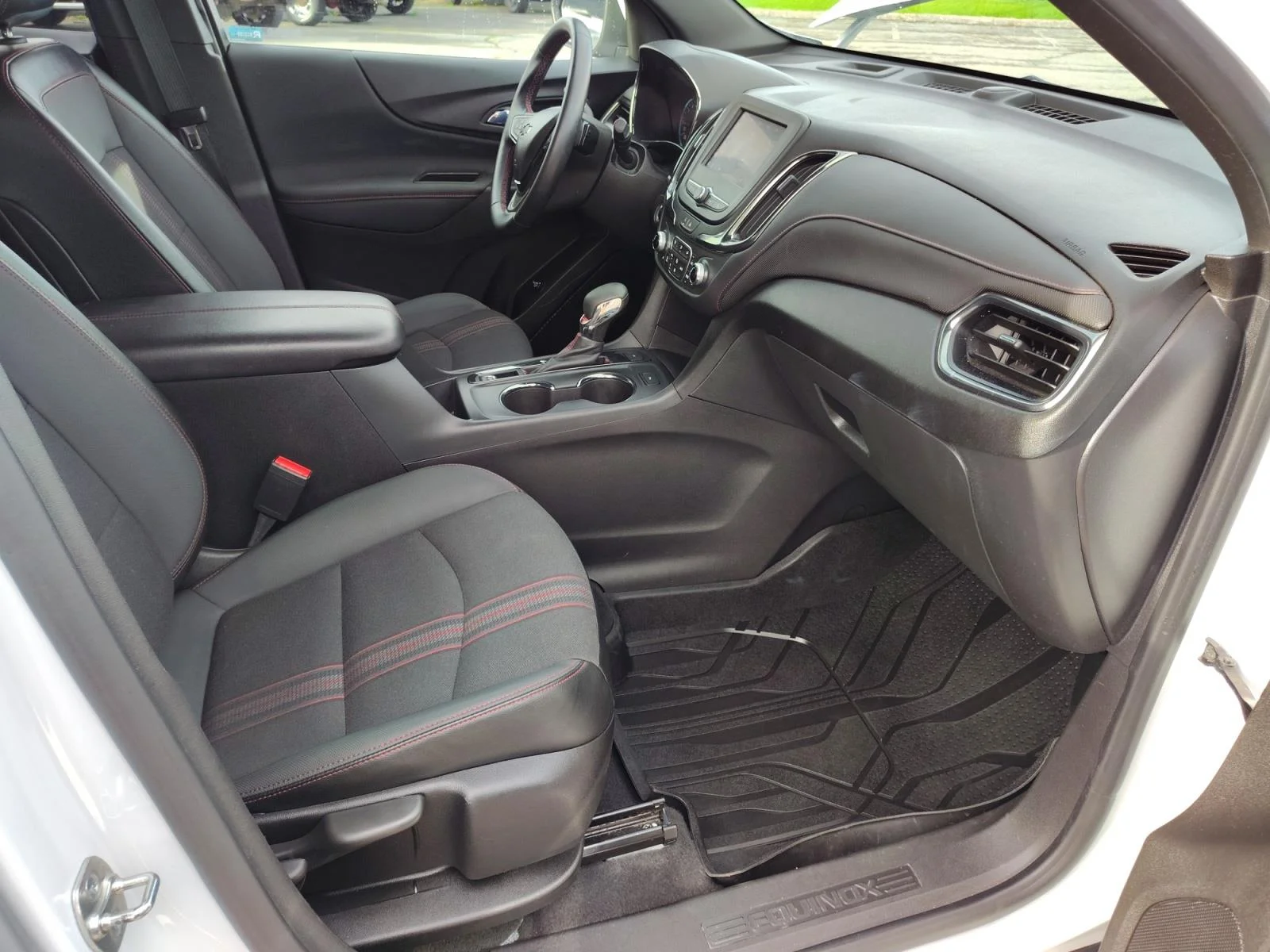 2024 Chevrolet Equinox RS - Photo 27