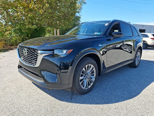 New 2026 Black Mazda 3.3 Turbo Select image 2