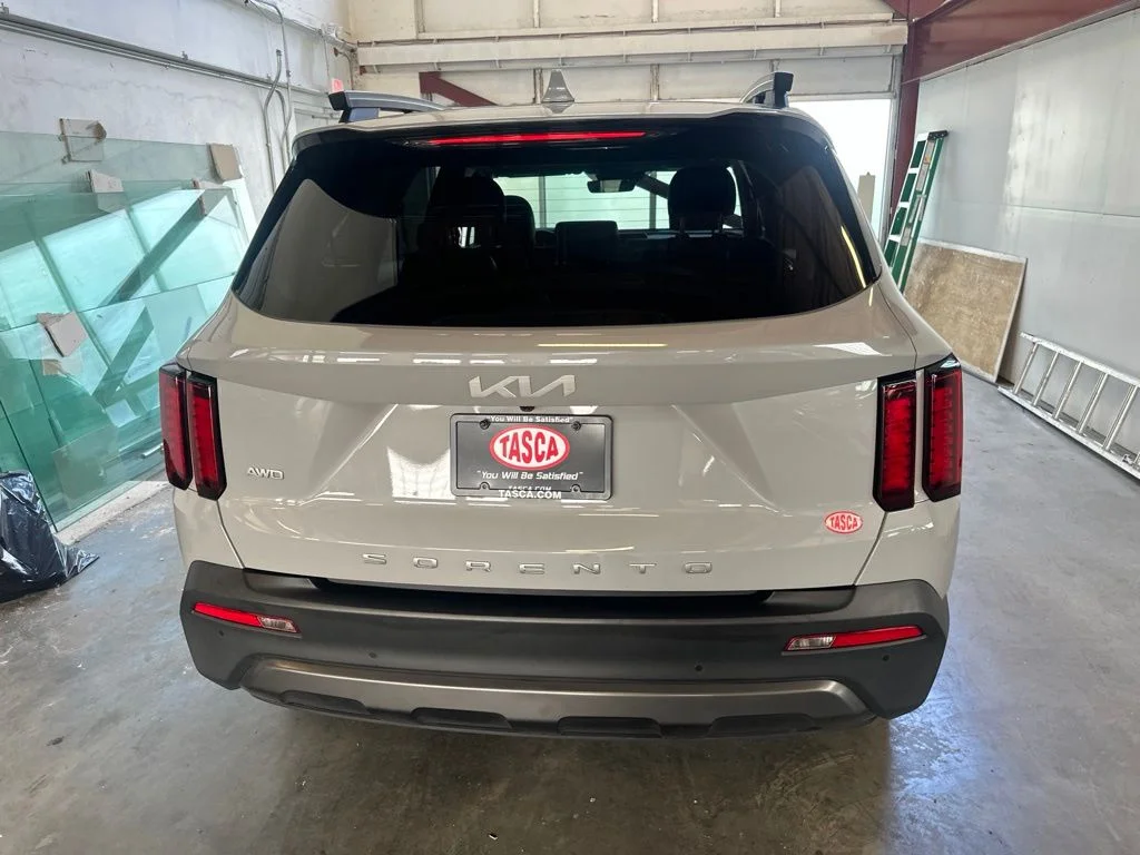 Used 2022 Gray Kia S image 4