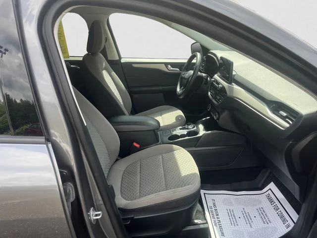 Used 2021 Gray Ford SE image 15