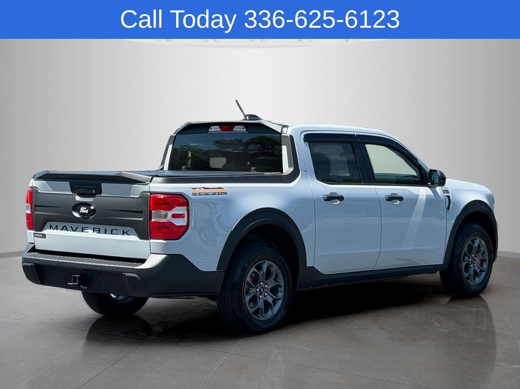 Used 2025 White Ford XLT image 5