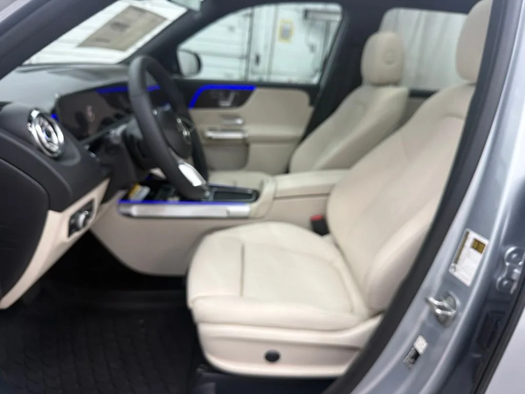 New 2026 Silver Mercedes-Benz GLB 250 image 19