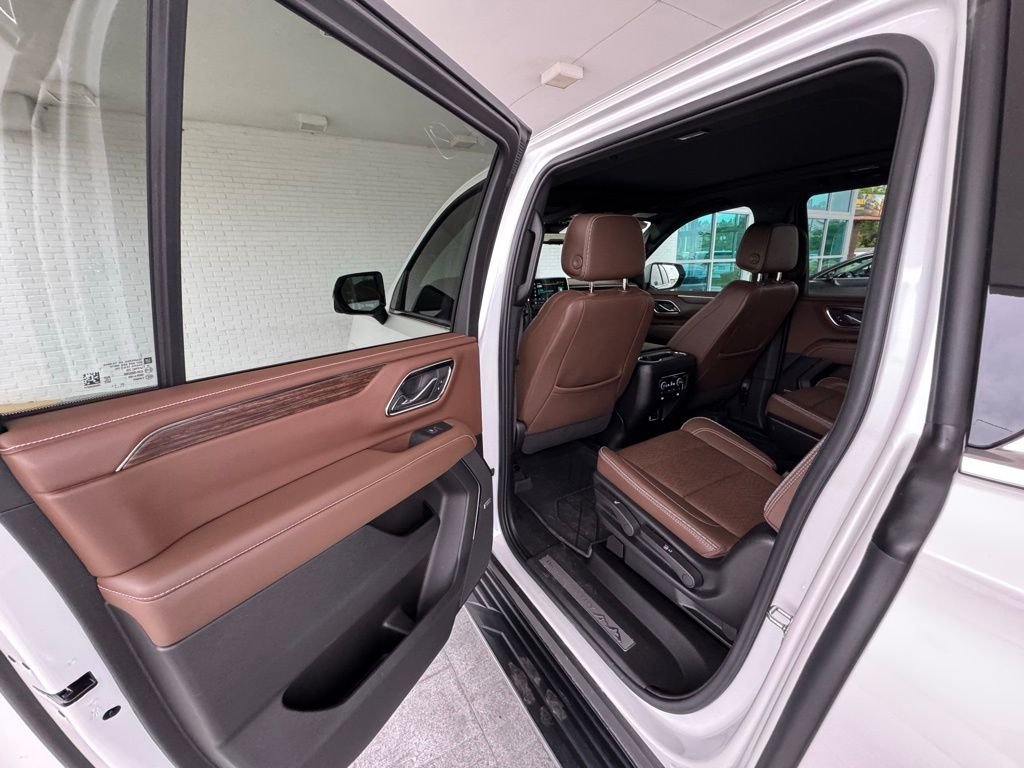 Used 2024 Beige Chevrolet High Country image 20