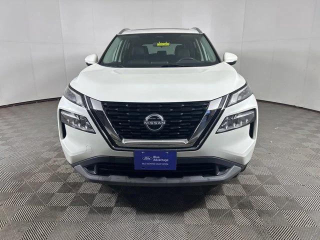 Certified 2022 Nissan Rogue SV with VIN 5N1BT3BB8NC700172 for sale in Shakopee, Minnesota