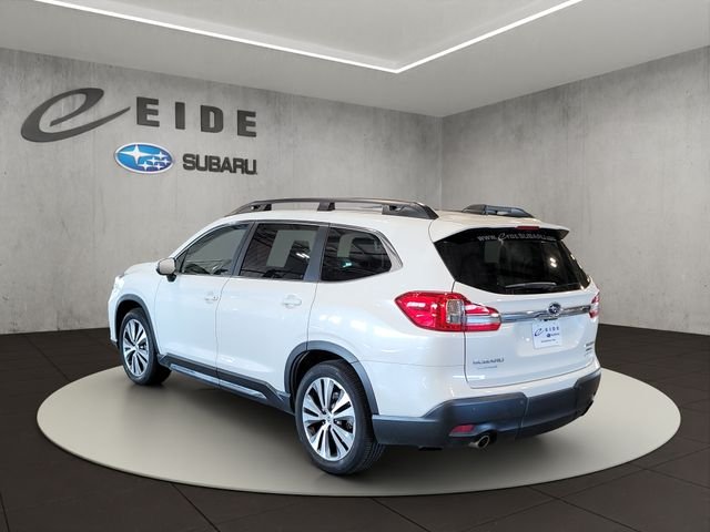 Used 2022 Crystal White Pearl Subaru Limited image 6