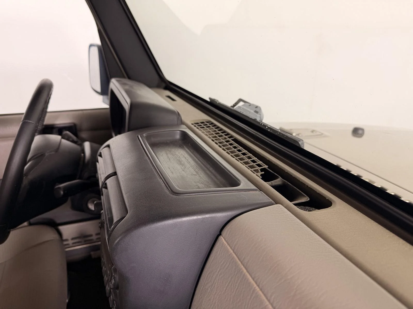 Used 2006 Light Khaki Metallic Jeep Rubicon image 28