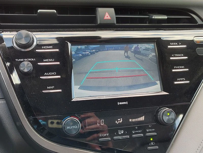 Used 2020 White Toyota SE image 16
