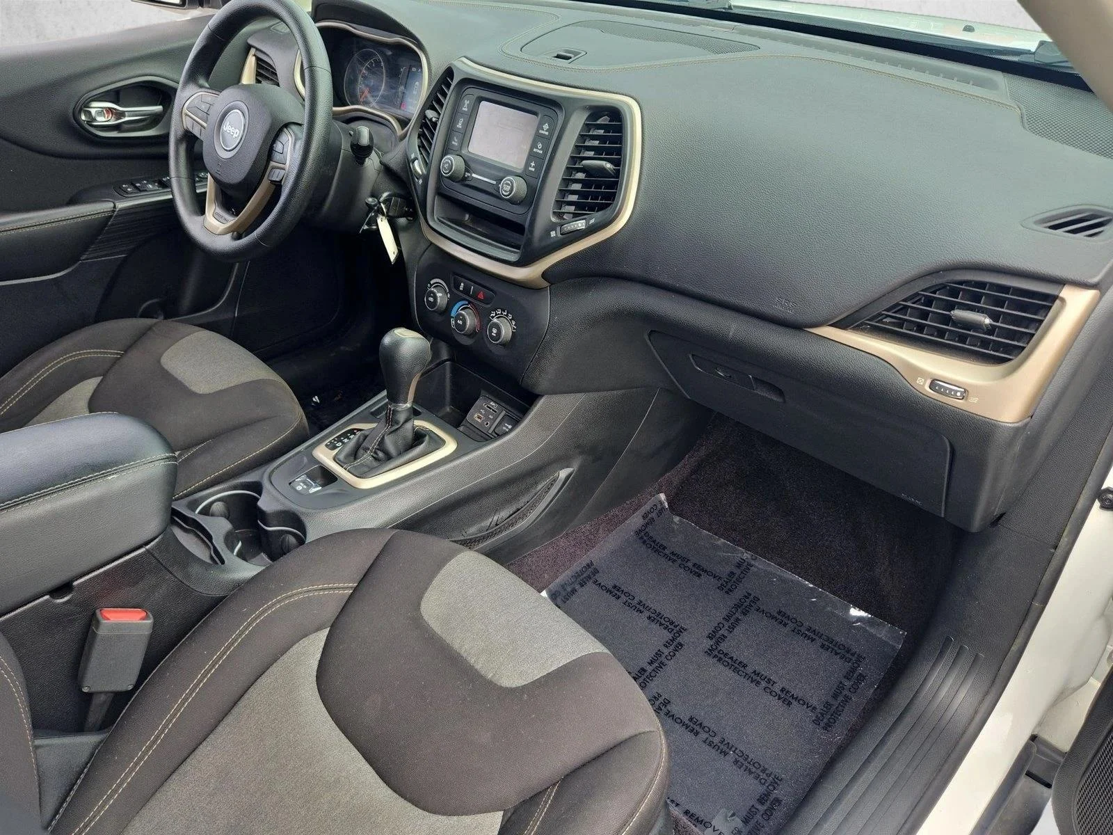 Used 2017 Bright White Clearcoat Jeep Sport image 20