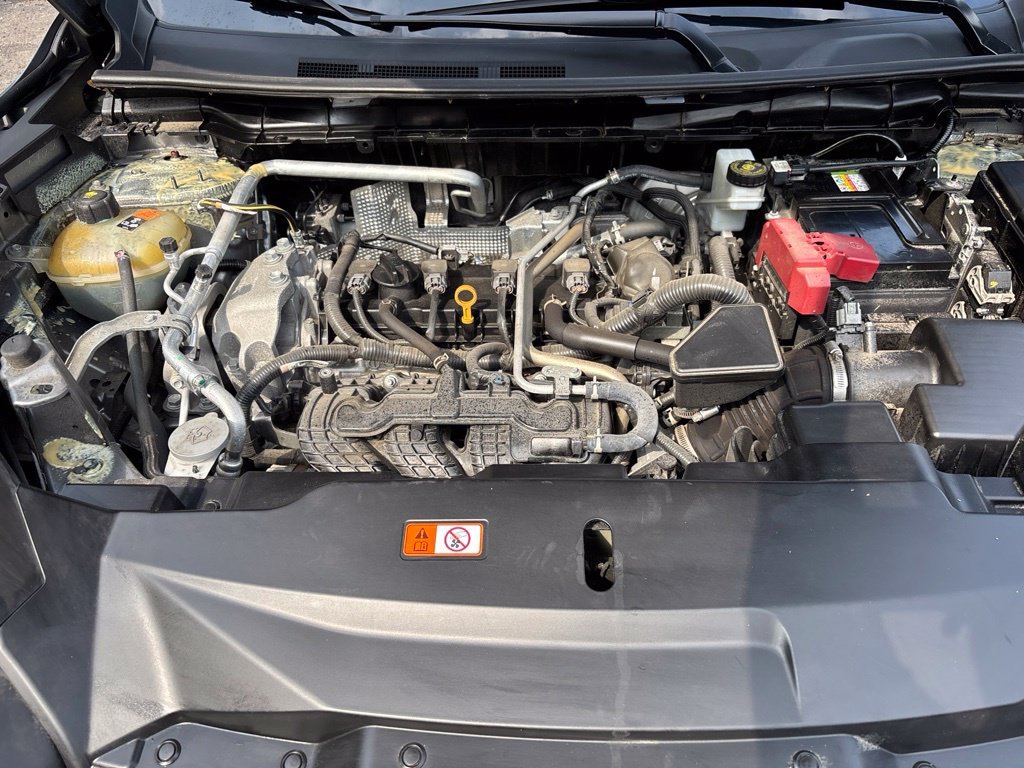 Used 2024 Black Mitsubishi SEL image 12