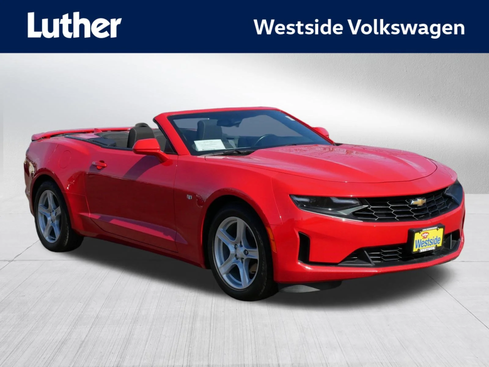 2022 Chevrolet Camaro 1LT Convertible's photo