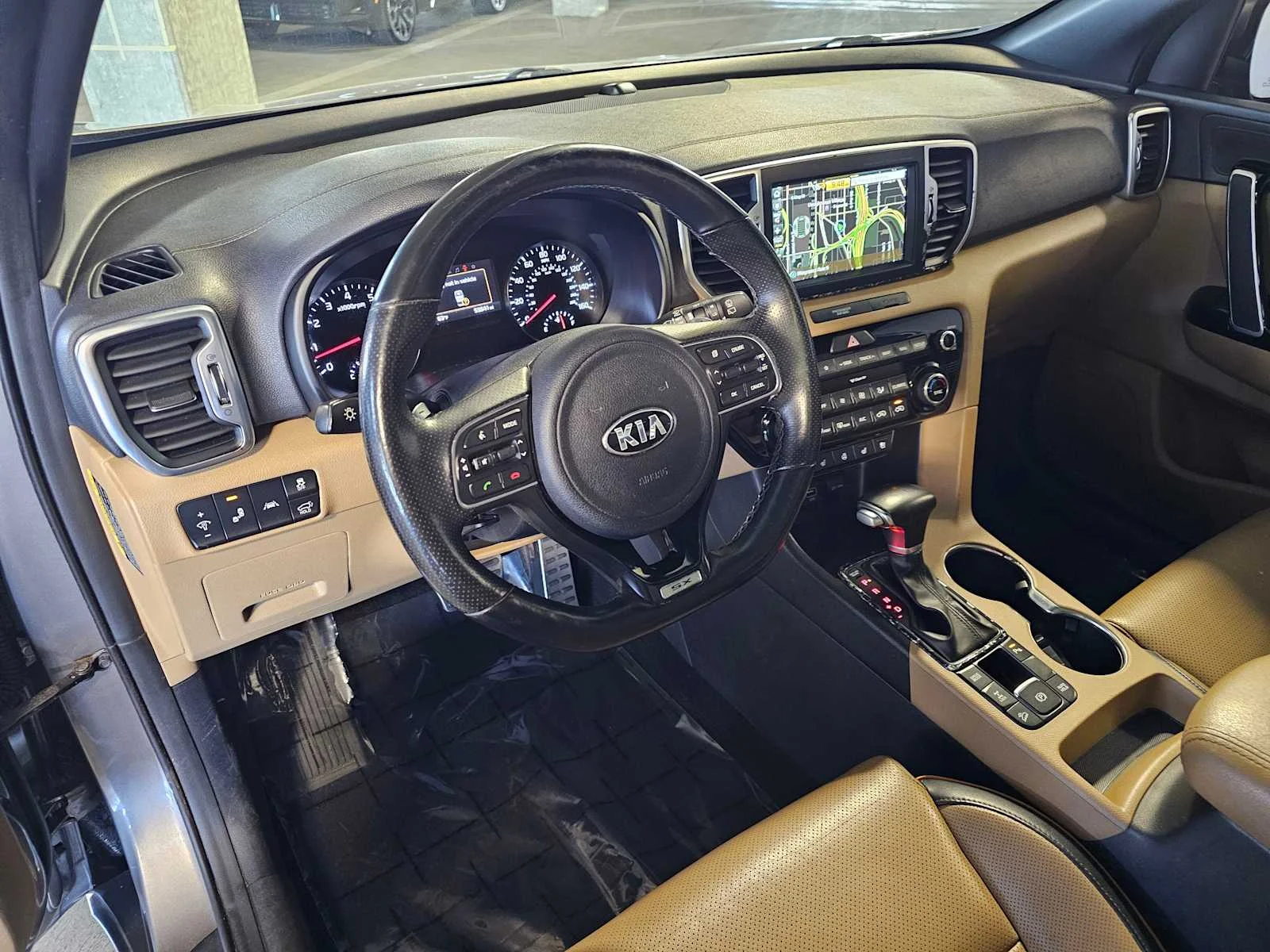 Used 2018 Mineral Silver Kia SX Turbo image 2