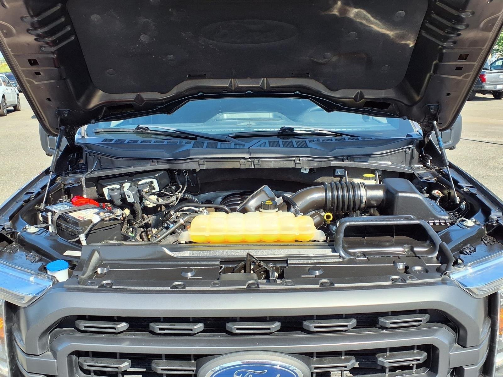 Used 2022 Gray Ford XLT image 30