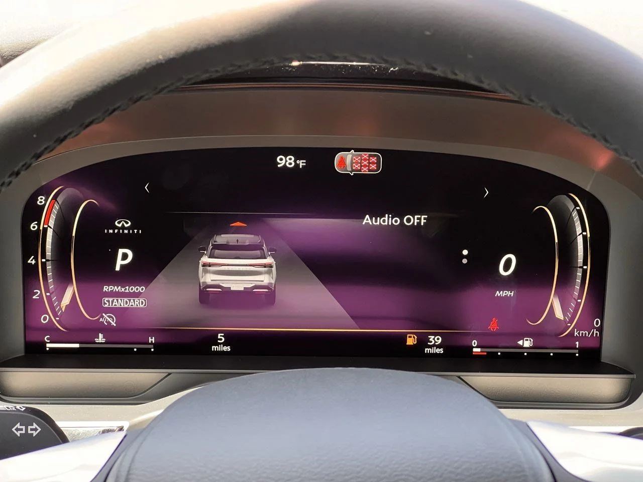 New 2027 RADIANT WHITE INFINITI Luxe FWD image 14