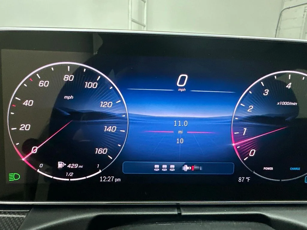 New 2026 White Mercedes-Benz C 300 image 15