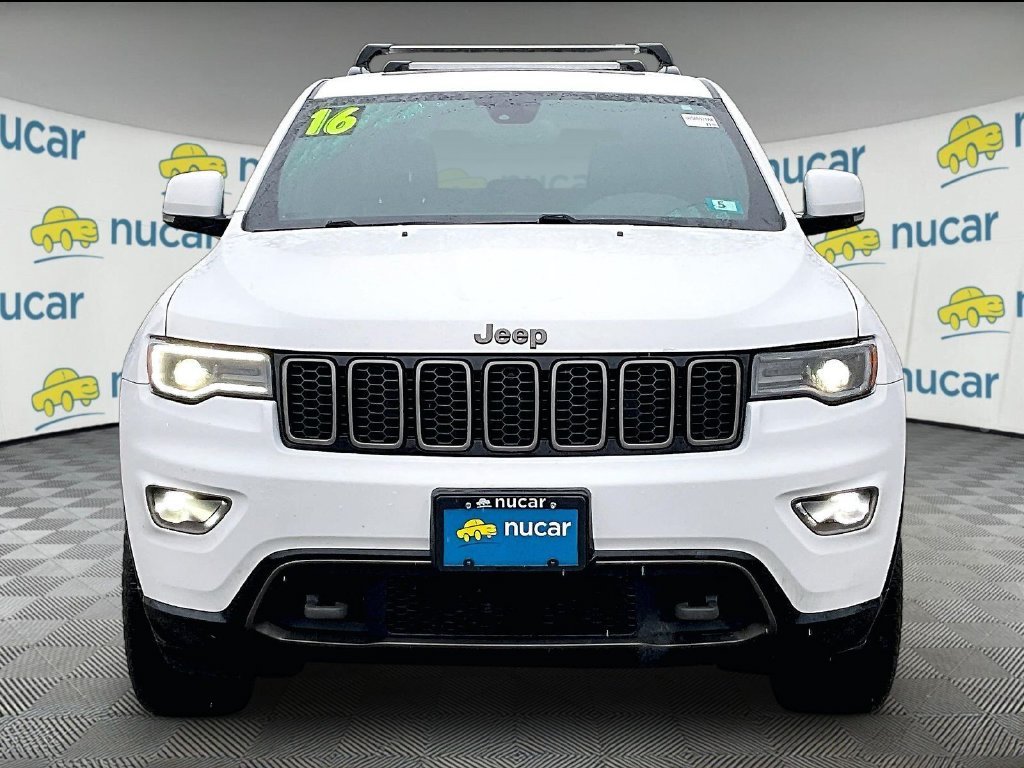 Used 2016 Bright White Clearcoat Jeep Limited image 2