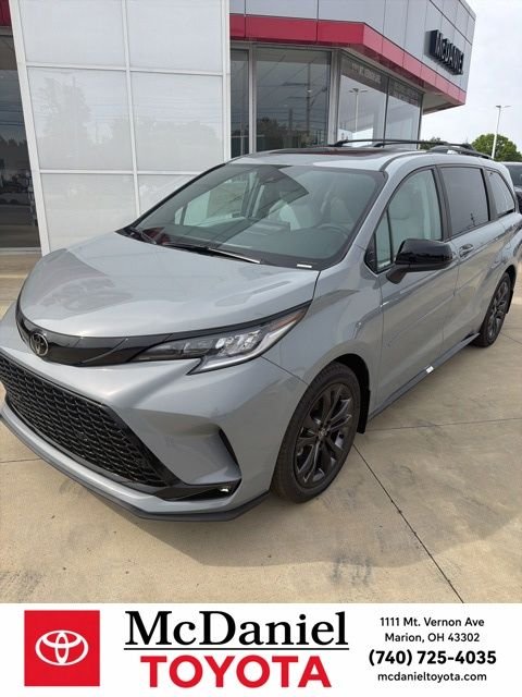 2026 Toyota Sienna XSE 7-Passenger Hybrid FWD's photo