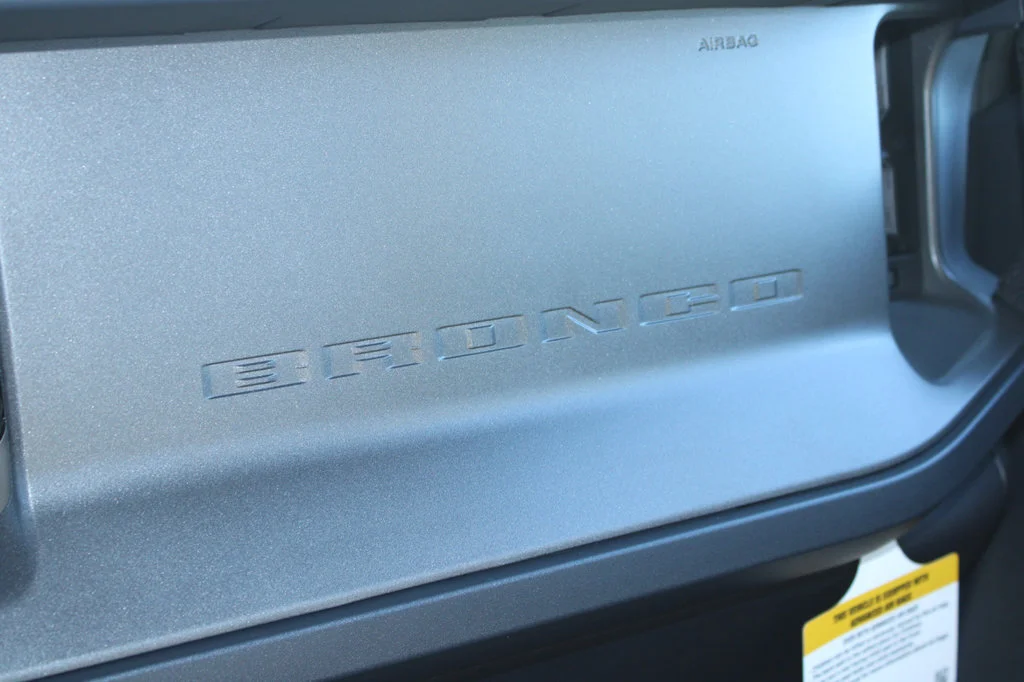 New 2026 Avalanche Gray Ford Badlands® image 33