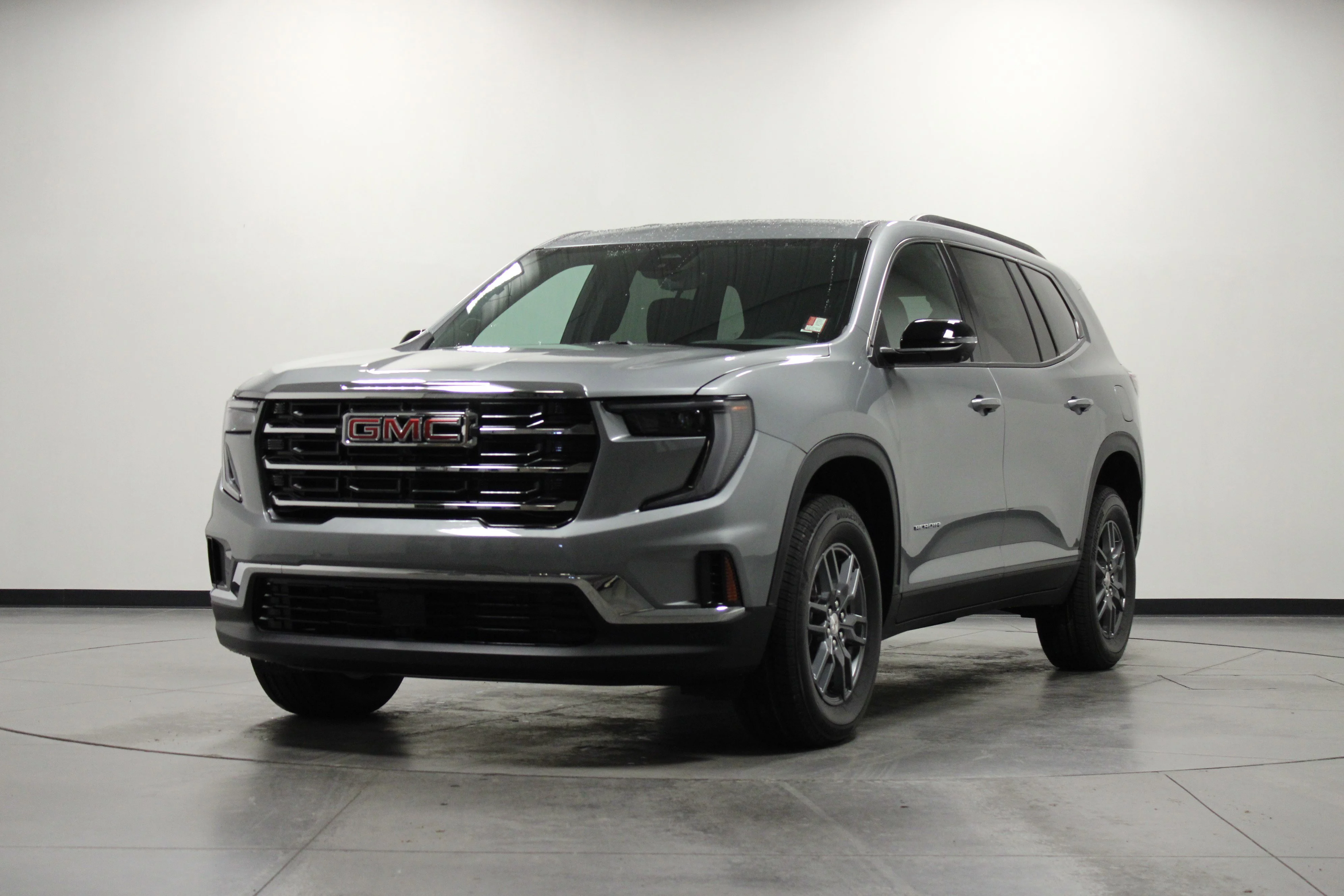 New 2026 Sterling Metallic GMC Elevation image 8