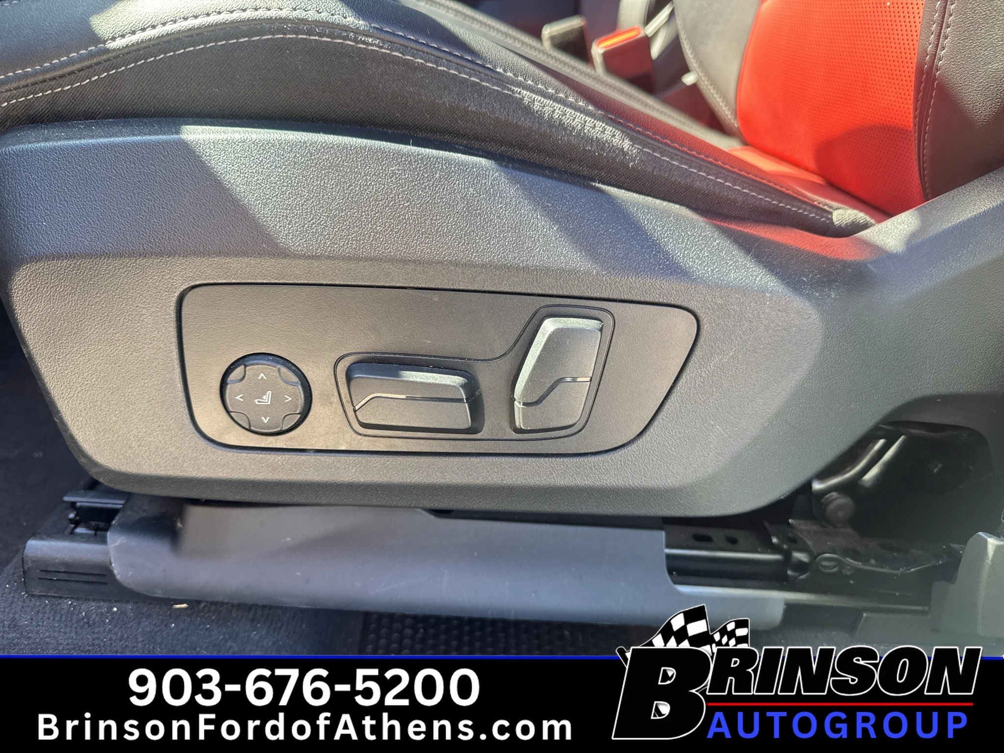 Used 2023 Black Sapphire Metallic BMW xDrive28i image 18
