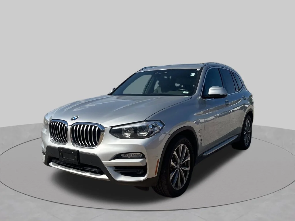 Used 2019 Silver BMW xDrive30i image 31