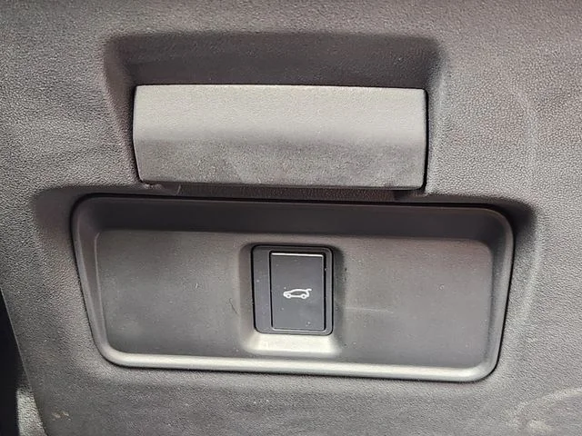 Certified Used 2025 Black Land Rover S image 21