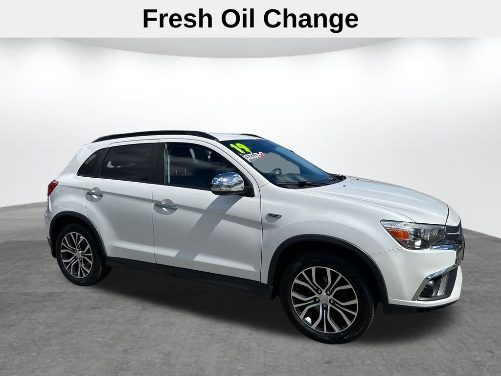 Used 2019 White Mitsubishi 2.4 GT image 5