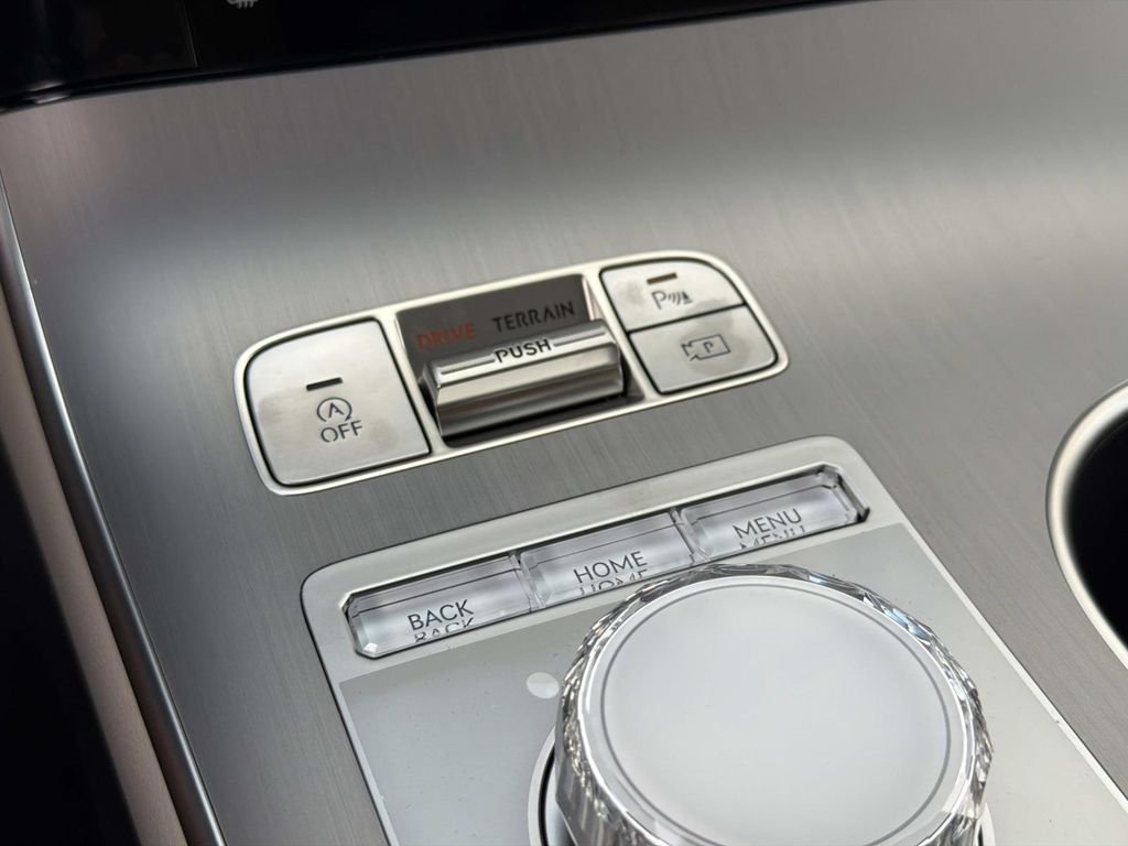 New 2026 White Genesis 2.5T Select image 27