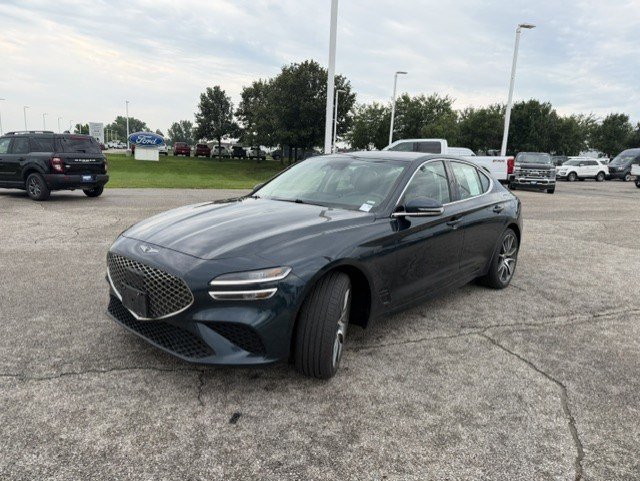 Certified Used 2025 Tasman Blue Genesis 2.5T image 3
