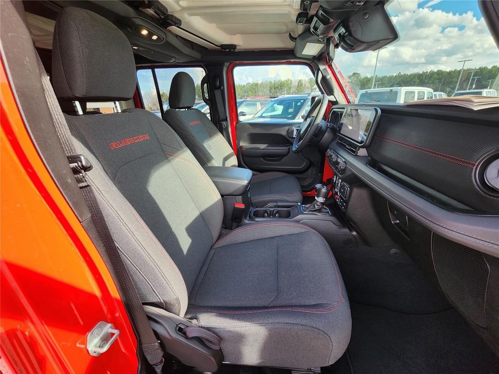 Certified Used 2025 Firecracker Red Clearcoat Jeep Rubicon image 7