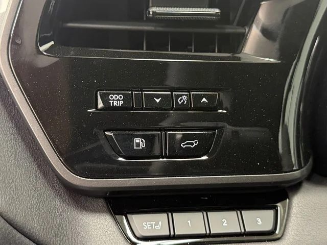 New 2026 Beige Lexus 550h+ Luxury image 19