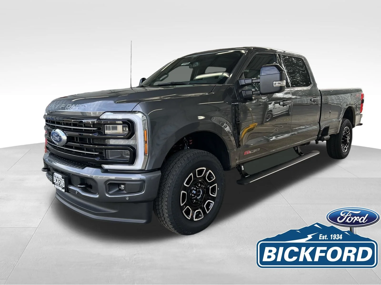2026 Ford F-350 Platinum 4x4 Crew Cab 8' Box SRW's photo