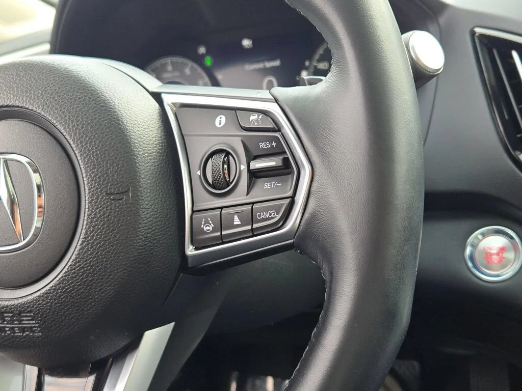 Used 2023  Acura Technology Package image 28