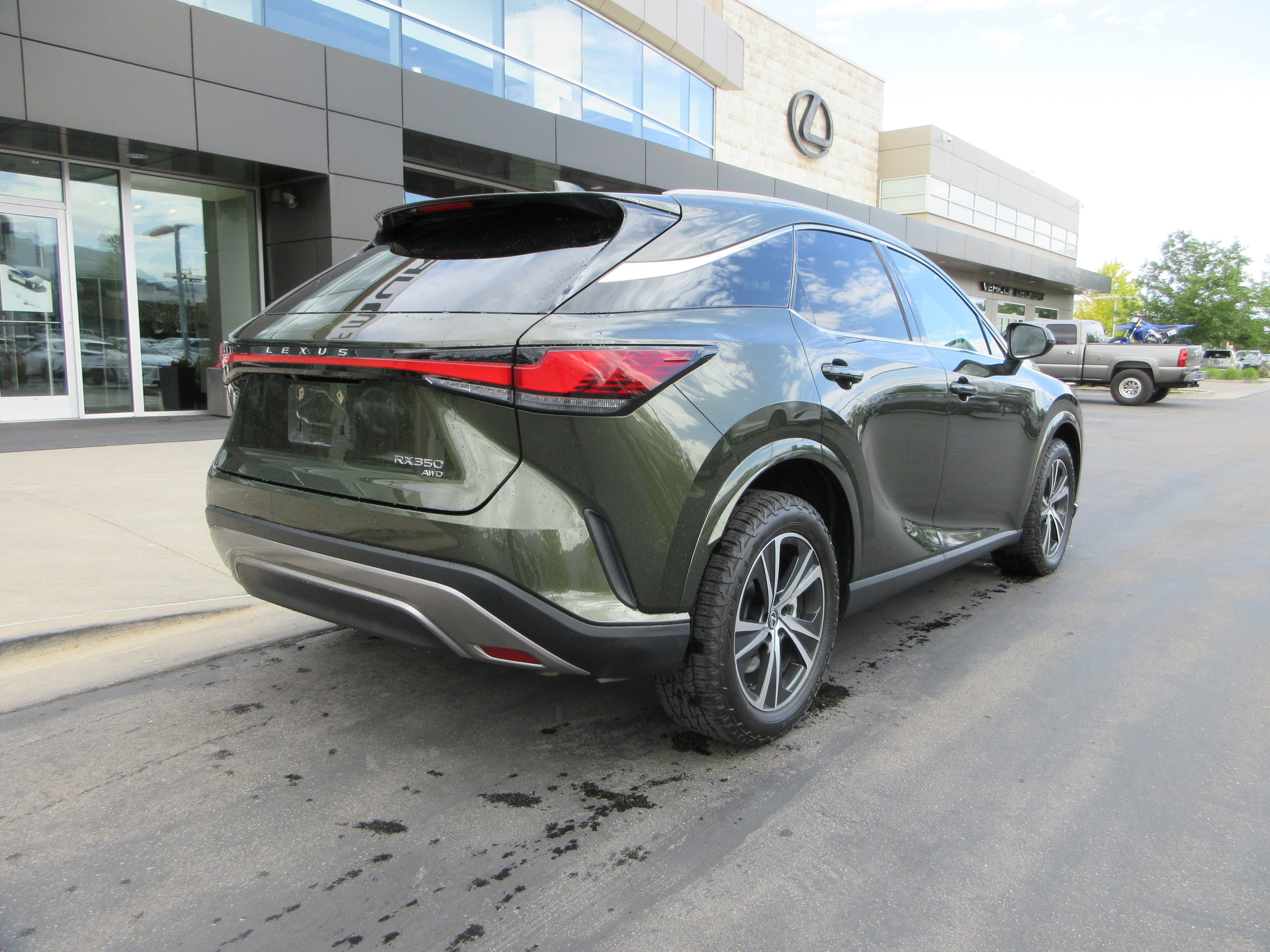 Used 2023 Green Pearl Lexus 350 Premium Plus image 9