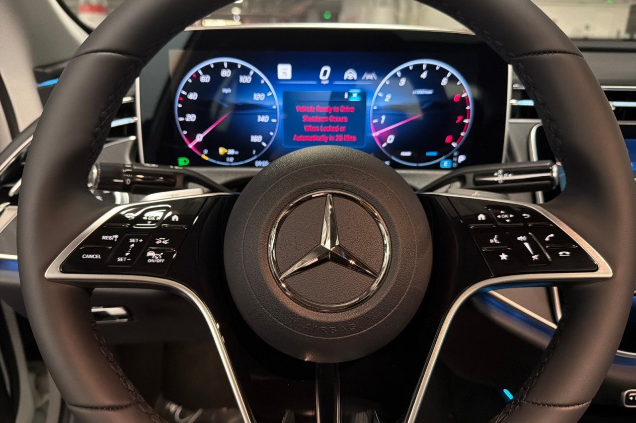 New 2027 Polar White Mercedes-Benz E 450 4MATIC® Sedan image 22