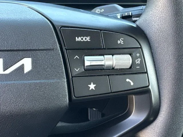 Used 2025 Blue Kia LXS image 37