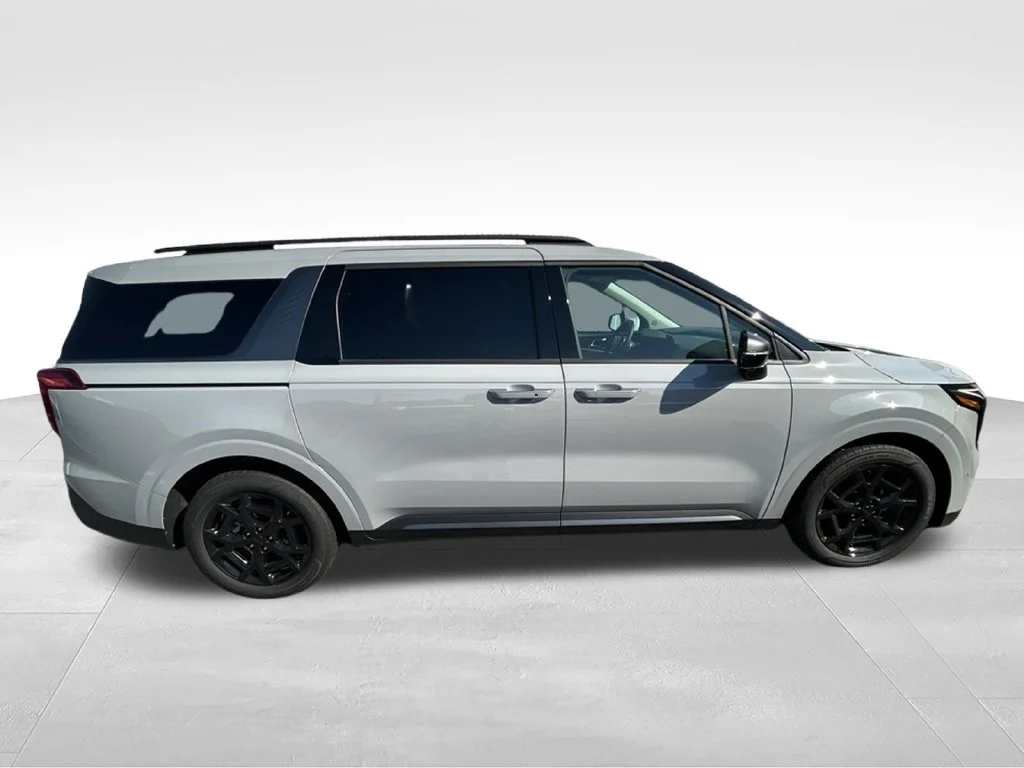 Used 2026  Kia  image 7