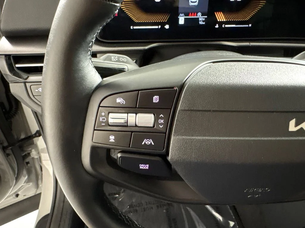 New 2026 Wolf Gray Kia EX image 30